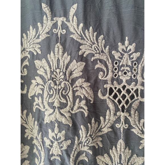 Johnny Was Embroidered Charcoal Gray Tunic XS Eyelet Lace Cupra Rayon - Picture 12 of 16